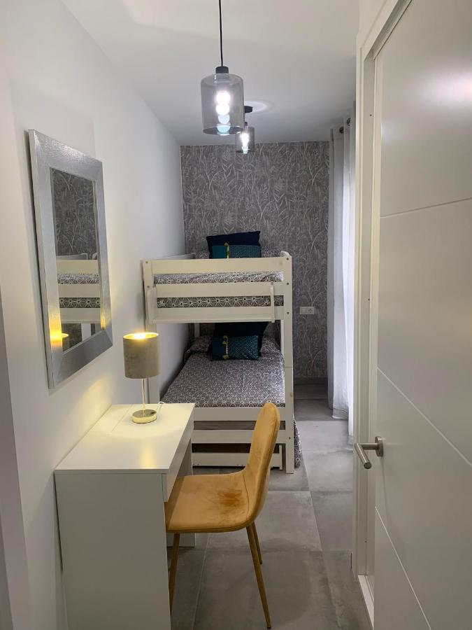 Los Boliches Holidays Suites Fuengirola Exterior photo