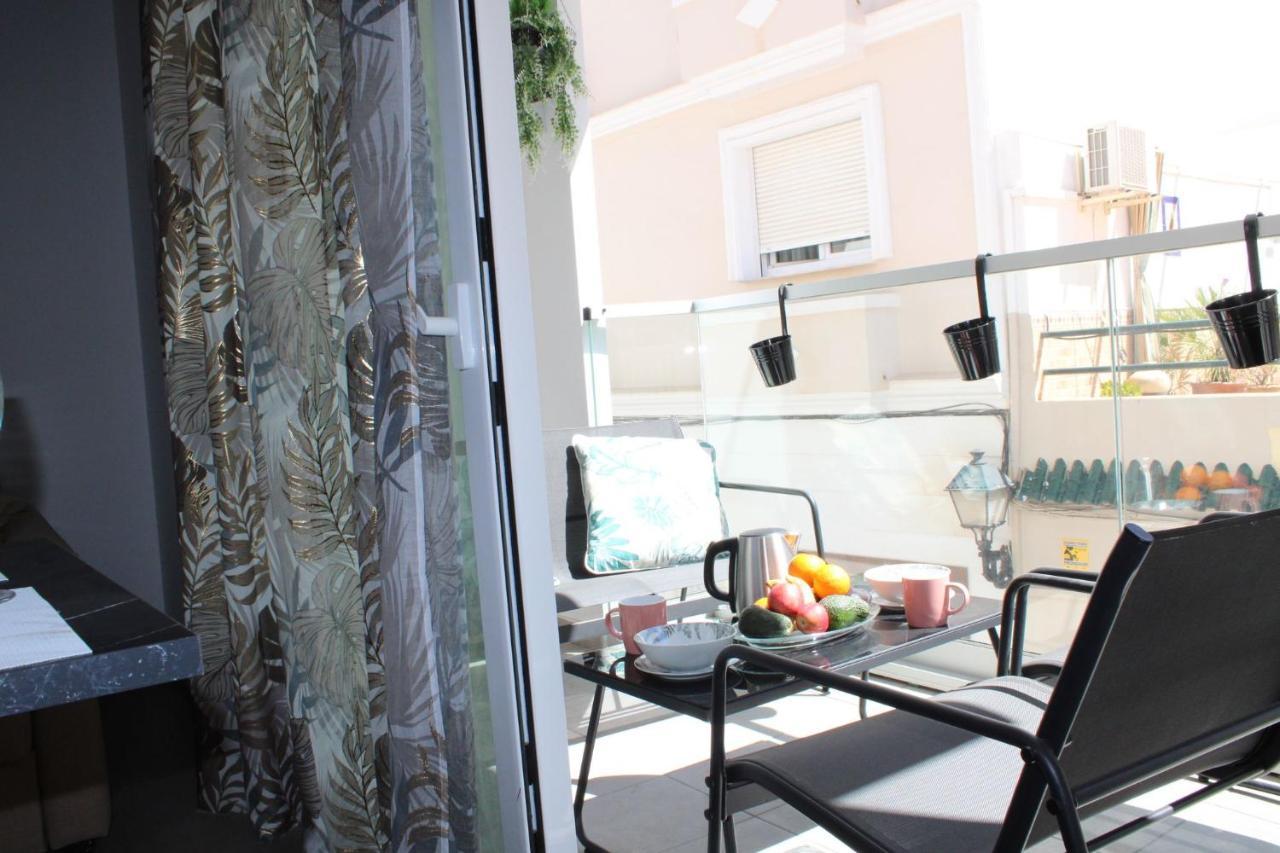 Los Boliches Holidays Suites Fuengirola Exterior photo